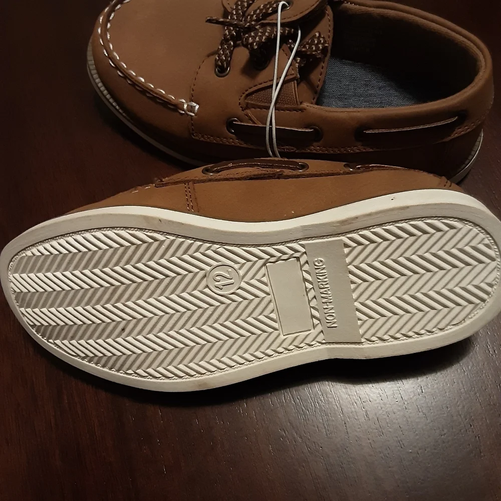 Cat & Jack Brown Kids Moccasins Size 12